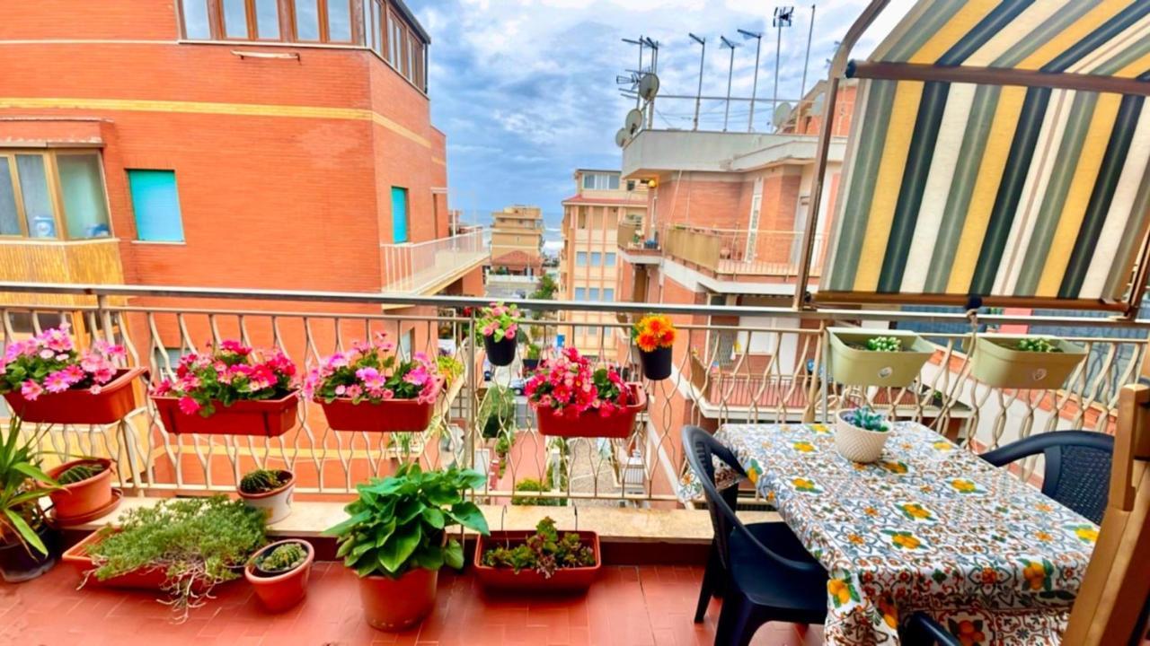 Apartament Penthouse Salus Sea View Terrace Lido di Ostia Zewnętrze zdjęcie