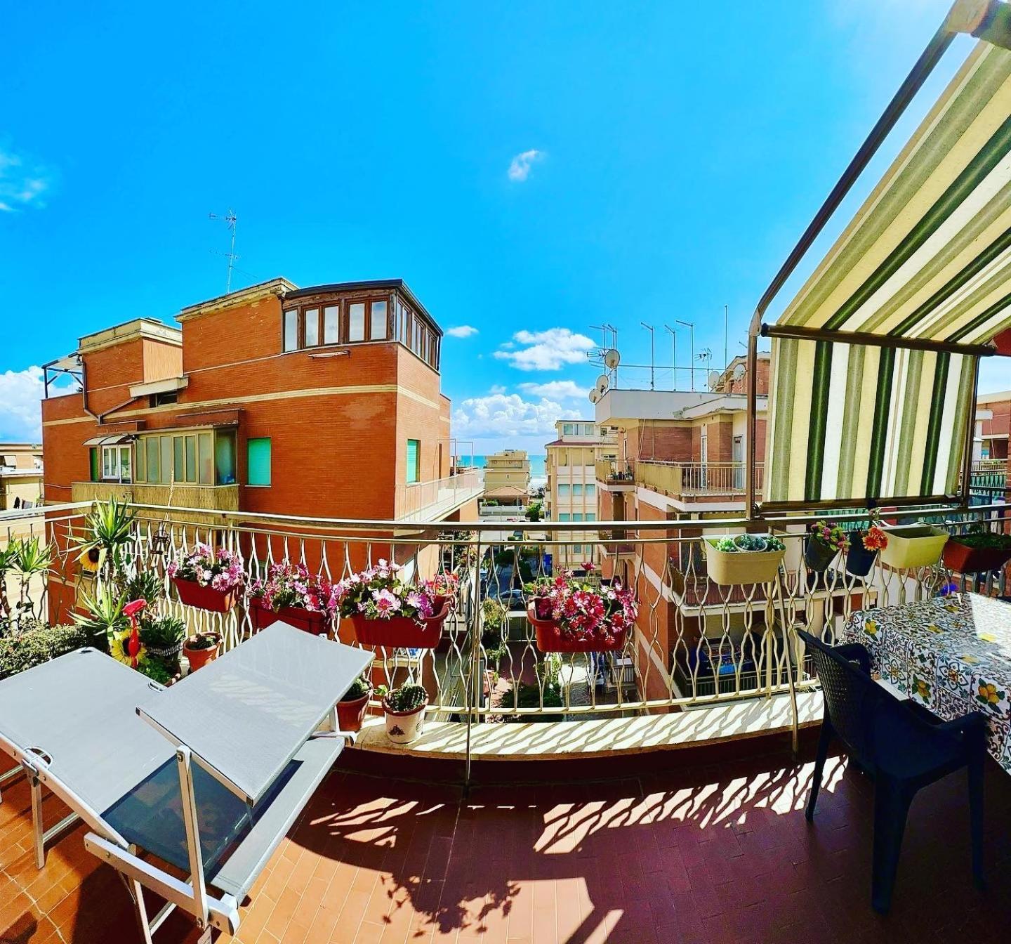 Apartament Penthouse Salus Sea View Terrace Lido di Ostia Zewnętrze zdjęcie