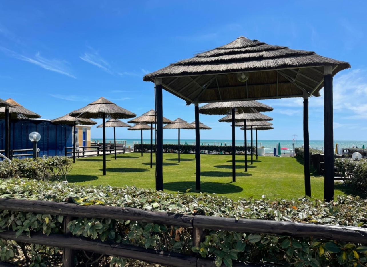 Apartament Penthouse Salus Sea View Terrace Lido di Ostia Zewnętrze zdjęcie
